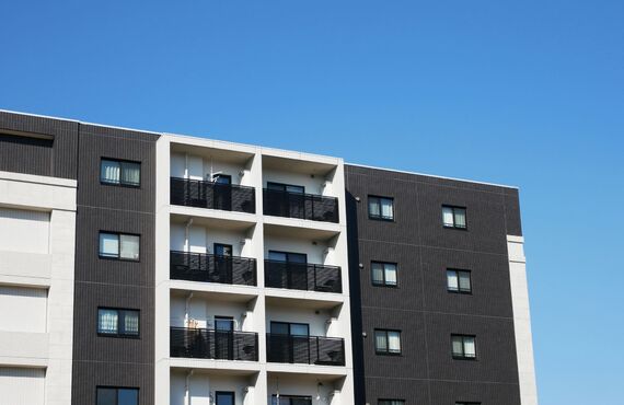 アパートやマンションなど集合住宅の屋根塗装も承っています | 松山市密着の外壁塗装会社・有限会社モコサービス
